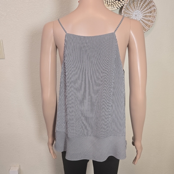 Loft Women Tank Top Size Medium White And Black Stripes Buttons Casual - Picture 3 of 10